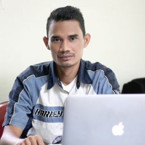 Eko Priyanto, S.Kom Eko Priyanto, S.Kom